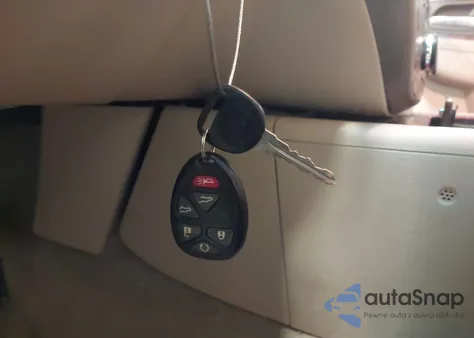 2013 Chevrolet Tahoe Ltz z USA, uszkodzony, nr VIN 1GNSKCE00DR287877